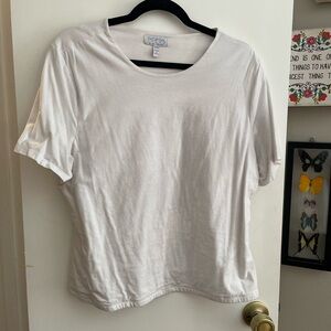 Sofia by Sofia Vergara white crewneck t-shirt